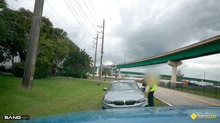 Stranded Blond Gypsy Rose Pays Mechanic with Snatch