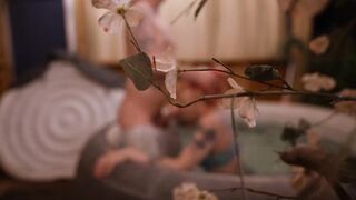 voyeur hawt tub blow job