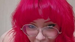 Estaba sola y me puse cachonda no tuve más opcion que jugar con mi sextoy