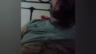 Re caliente en casa me entró a pajear