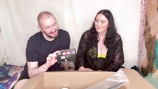 Miss Ffw Unboxes Her Fresh Toys with Fb