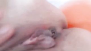 Girl with nice pussy lips gets licked 