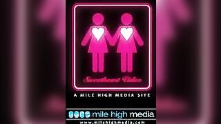 Ebony Lesbians Fuck On a Farm 