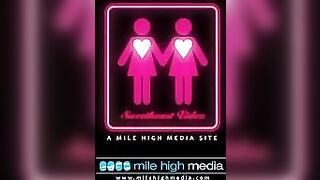 MILF Francesca Le and Desi Teen Lesbian Fucking 