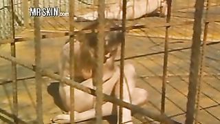 Lindsey Lohan wakes up nude after getting fucked!