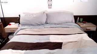 Lesbbian face sitting with farts