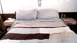 Lesbbian face sitting with farts