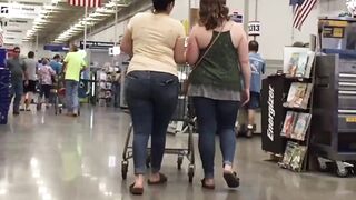 Thick PAWG lesbians