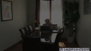 Teen Harlow Harrison shows her stepmom some love