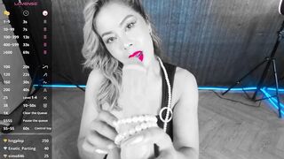 Alluring mother I'd like to fuck Screws with a Large Dick and Her Pearl Necklace!