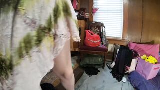 Chubby booty trans ladyboy dances and changes her suit
