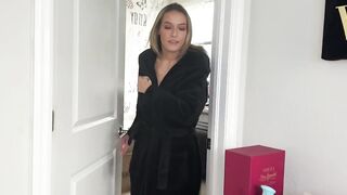 wicked massage with hot bbc bodybuilder making hubby film me cheat with massage therapist raw bbc