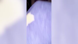 (JOI) Hermanastra gentil te saca LA LECHE antes de una cena familiar