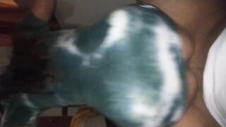 Mi'miga después de la fiesta viene a darme sentones