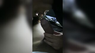 Mi primastra me da una manada mientras vemos una película