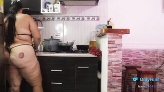 follando ala novia de mi tio casi nos pilla