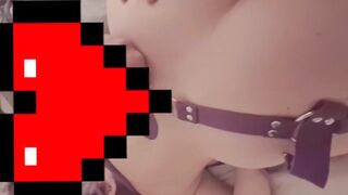 Sumisa con amarras moradas