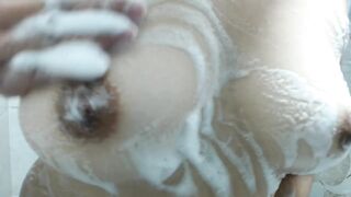 me moje cuando me bañe sola en casa