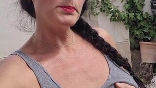 mother I'd like to fuck amateur pays gardener with blow job and cum on face