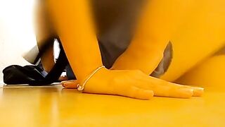 MELON - ทนไม่ไหว แหกหีให้เขาเย็ดจนน้ำแตก Part two (THAI TEEN ORIENTAL PUBLIC)