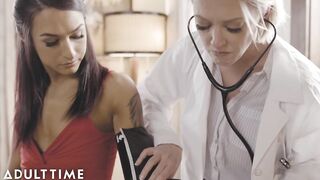 TRANSFIXED - Dee Williams Completes A Full Checkup During the time that Sucking Khloe Kay's Ramrod