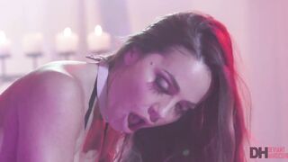 Abigail and Gabbie Lesbo Hardcore