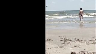 picking up some snatch at the beach