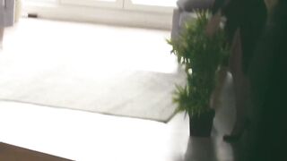 Sexy mother I'd like to fuck Jeny Smith in all four in front of handyman