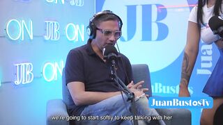 ¡La latin babe aceitada con HERMOSAS TETAS Kataleya Ross se sube a la máquina vibradora hasta correrse!