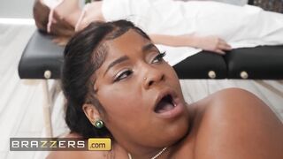 Brazzers - Bombshell Masseuse Jayla Page Uses Her Kewl Butt To Seduse Favourable Jimmy To Bang Her