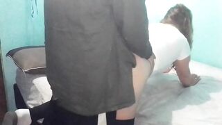 tengo sexo de perrito con chica de remera blanca en pleno invierno