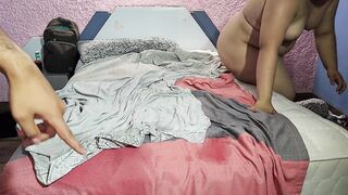 Una follada de cara muy descuidada hasta el fondo de mi garganta