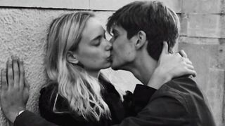 Novio te acorrala contra la pared y te folla Audio erótico para mujeres parte two