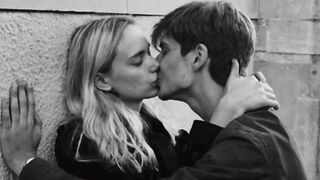 Novio te acorrala contra la pared y te folla Audio erótico para mujeres parte two