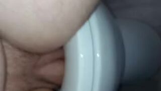 that babe pulled out her booty and made me nut!