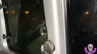 Spanish HOTTY masturbates and shows her breasts in the STREET