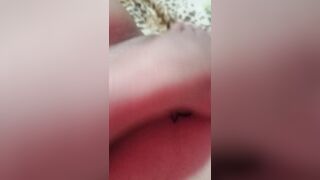 Quiero un gran pene en mi twat estoy muy caliente..,,