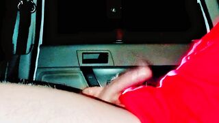 DAD JERKS OFF HIS BWC AND NUTS FOR U!!!