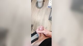 Random hoe touches my smutty schlong!