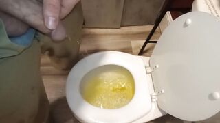 To People who love obese white schlong and pissing