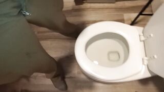 To People who love obese white schlong and pissing