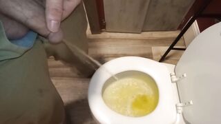 To People who love obese white schlong and pissing