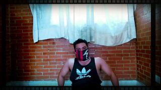 Entrenando y sudando sin camisa día 1 primer episode