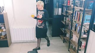 I Had to Elect Between Working or Using a Sex tool on My Older mother I'd like to fuck Snatch