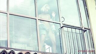 Victoria - Erotic Colouring