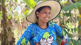 Virginal peasant woman is banged in swap for some chickens 12 min 1080p