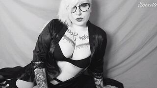 Joi en Español Pajeate y correte en mis tetas