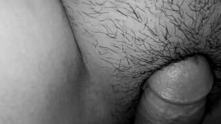 El pendejo de mi esposo no me sabe complacer, quieres hacerlo tu?