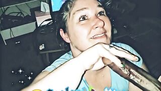 This babe Sees Where Im Cumming From