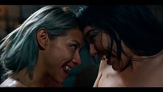 Lesbo Vampire Transformation Cosplay with Little Puck & Veronica Leal - Large Bazookas mother I'd like to fuck Hot Giving a kiss